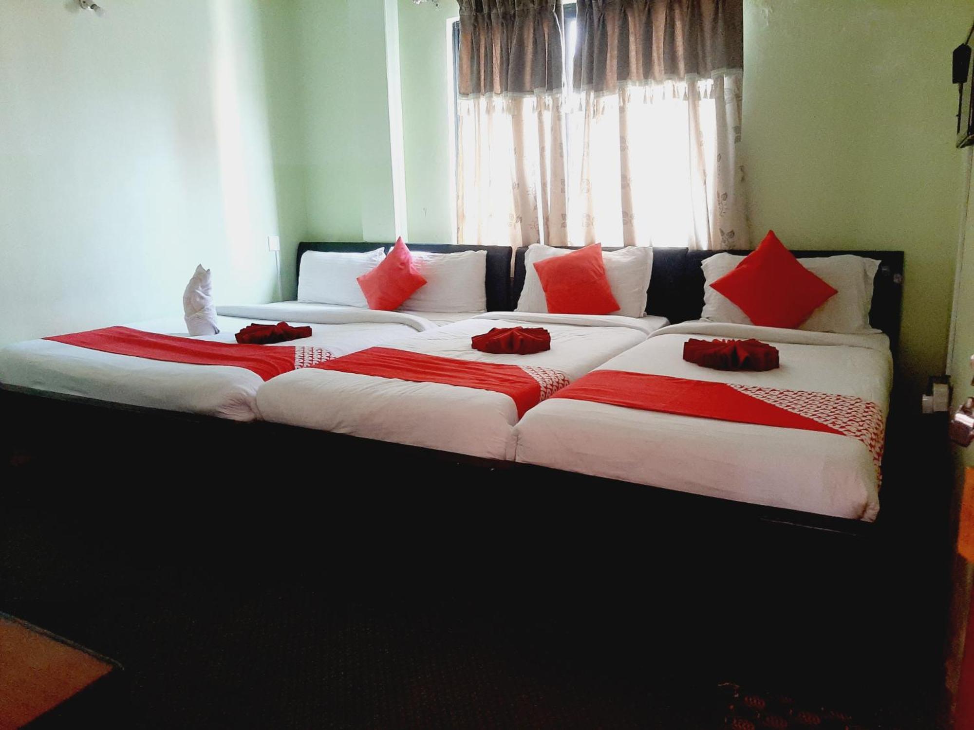 Hotel Lake N Yeti Pokhara Rom bilde