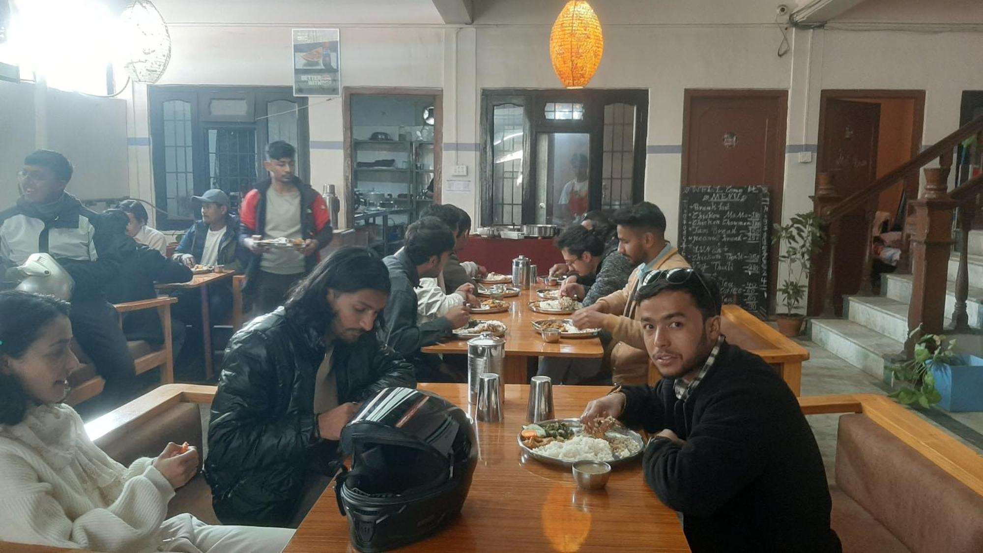 Hotel Lake N Yeti Pokhara Eksteriør bilde